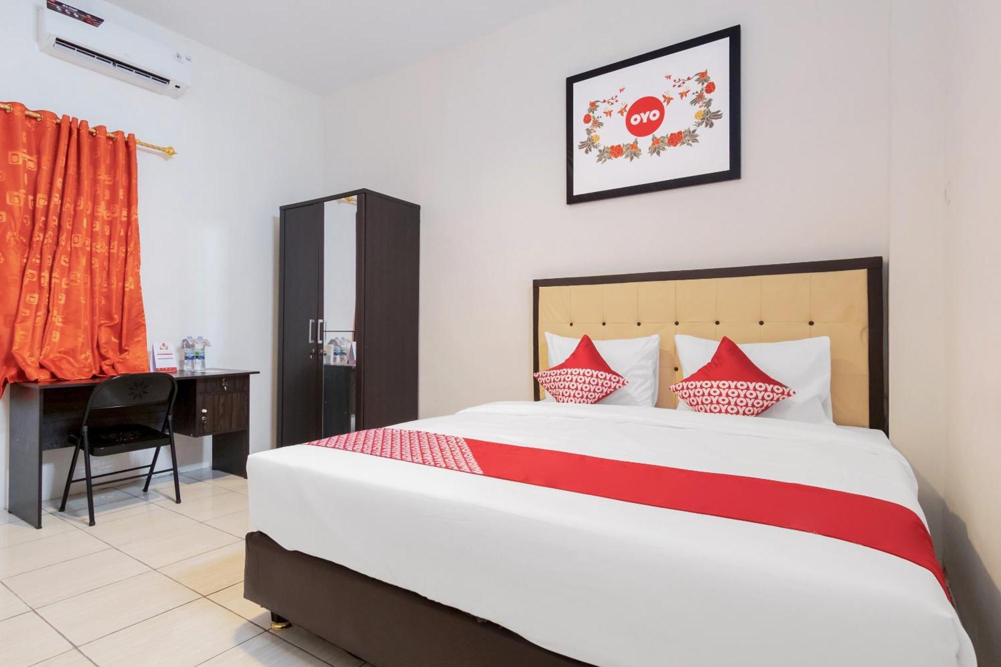Oyo 622 Bakti Homestay Медан Экстерьер фото