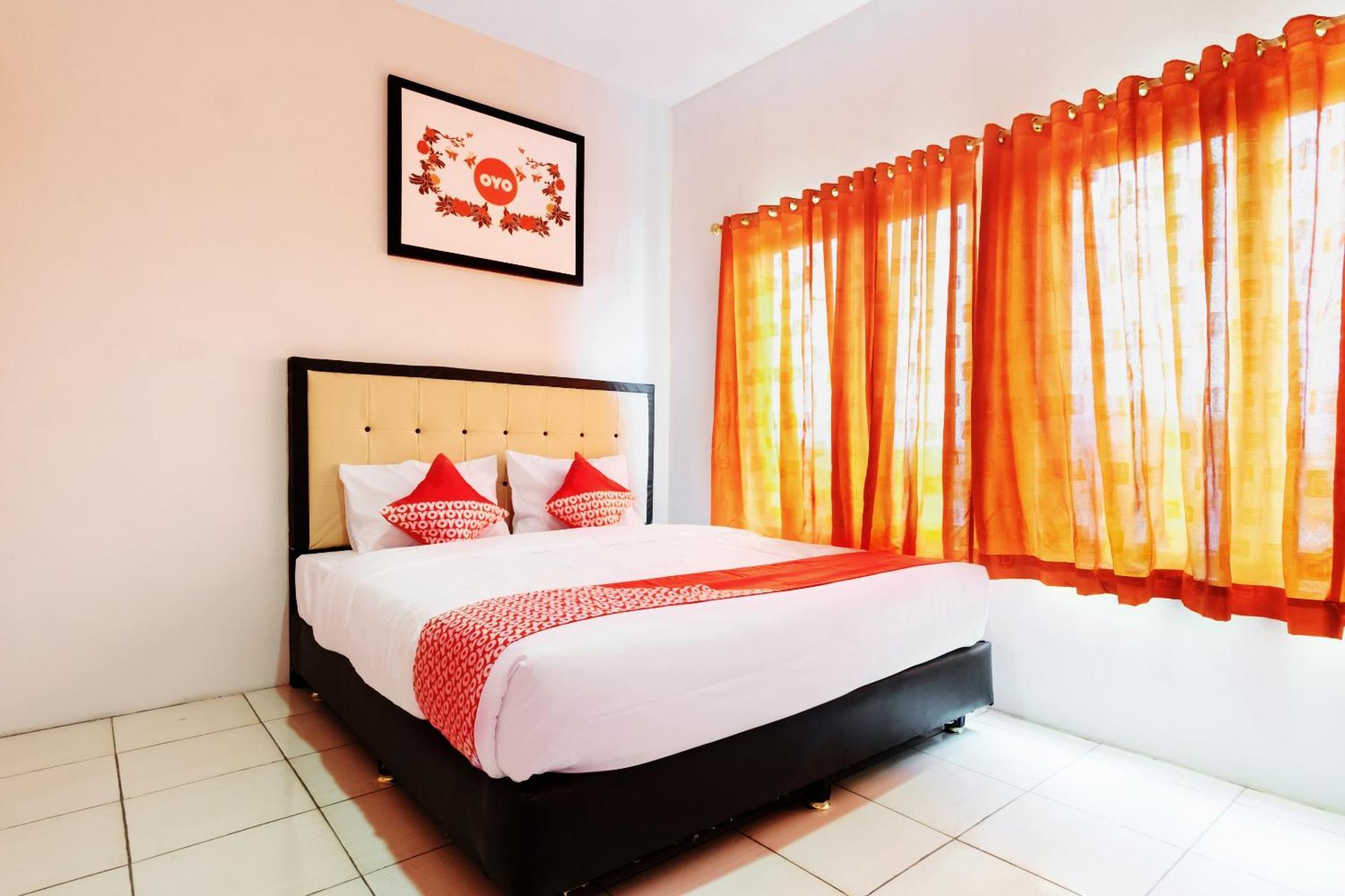 Oyo 622 Bakti Homestay Медан Экстерьер фото